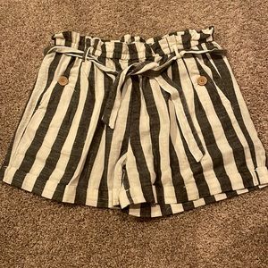Maurices Gray and White Striped High Waisted Shorts- M